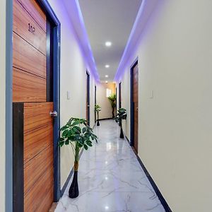 Hotel O Sk Palace